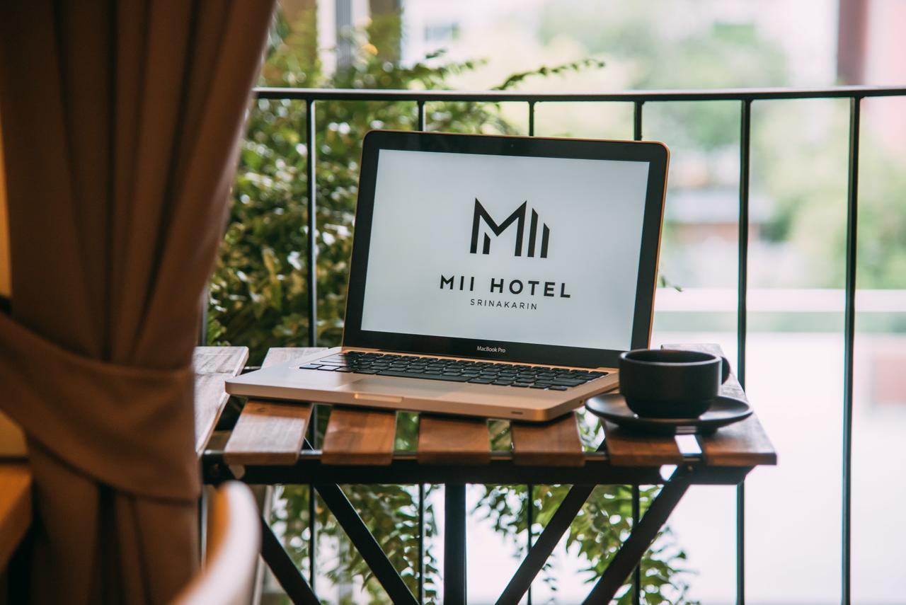 Mii Hotel Srinakarin Bangkok Exteriör bild